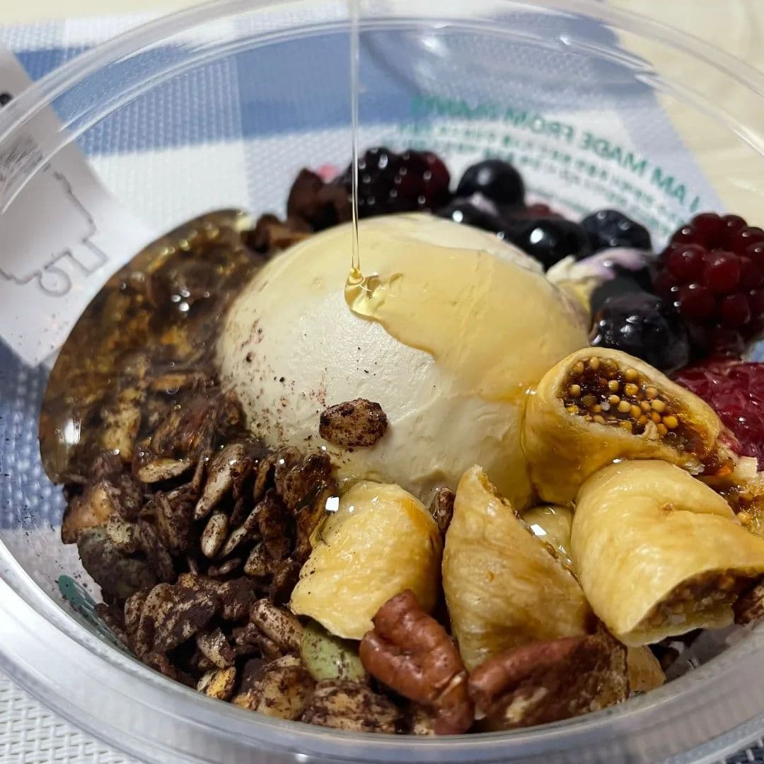 Descubriendo Micro Yogurt en Mapo-gu, Seúl: Yogures Veganos y Personalizados